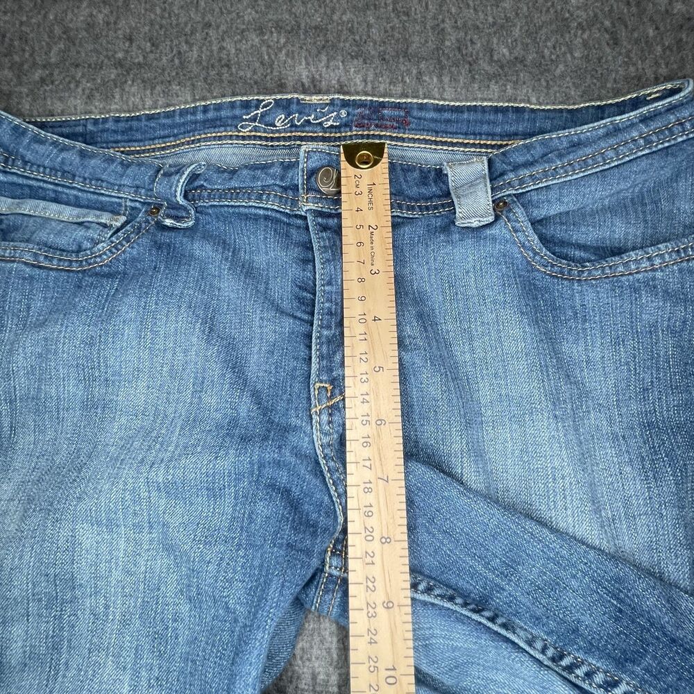 Levis Capri Pant Denim Jeans Cuffed Regular Wash sz 32 Curve Beltloop accents - Picture 9 of 13